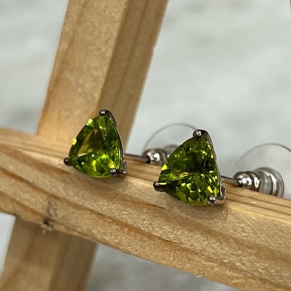 Peridot Sterling Silver Trillion Stud Earrings - Picture 3 of 12